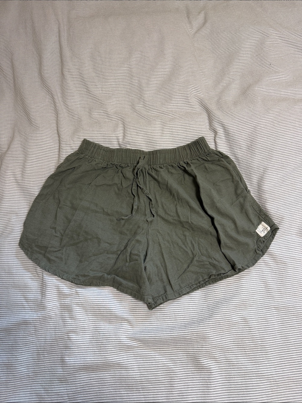 Linen Shorts with decorative straw string Olive Green Medium Small